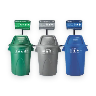 Punto ecológico de tres canecas